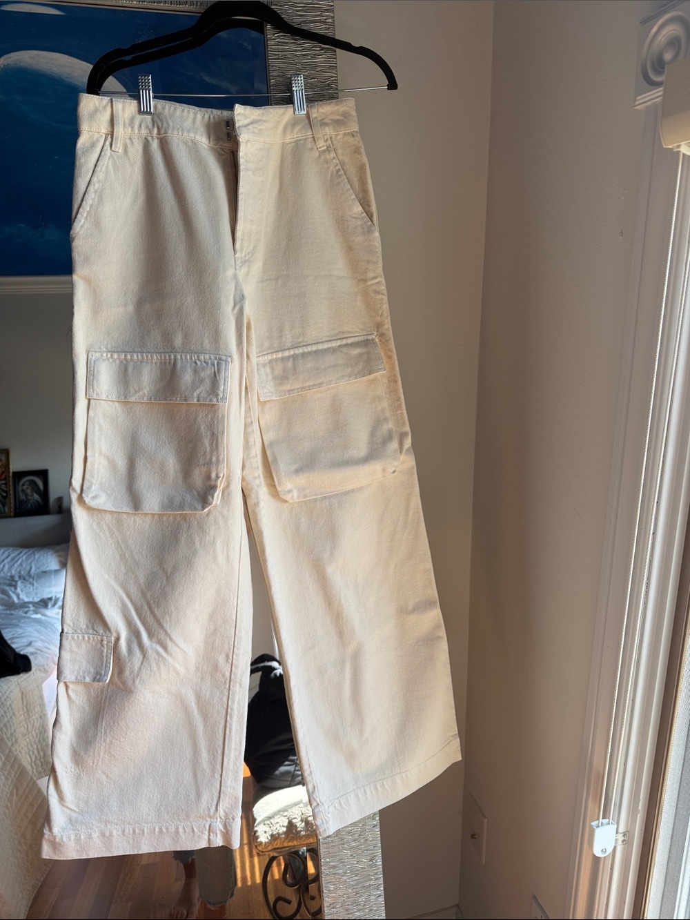 Zara Cream Wide-Leg Cargo Pants with Patch Pockets